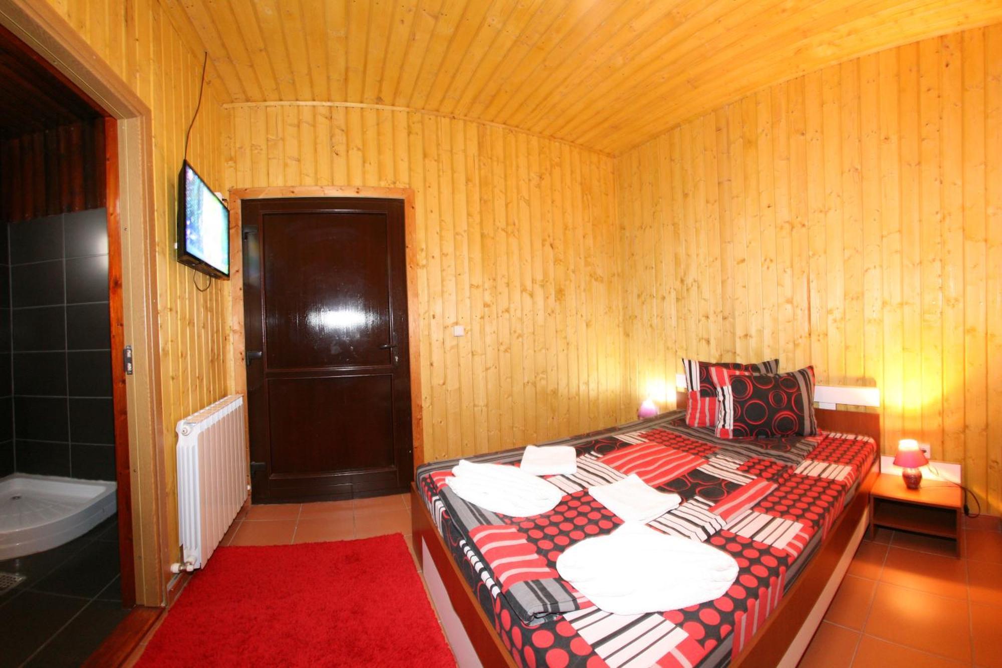 Pensiunea El Plazza Băile Herculane 部屋 写真