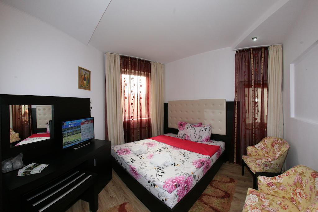 Pensiunea El Plazza Băile Herculane 部屋 写真