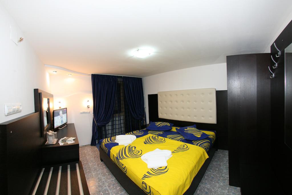 Pensiunea El Plazza Băile Herculane 部屋 写真